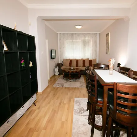 Helan One Top Center Apartment