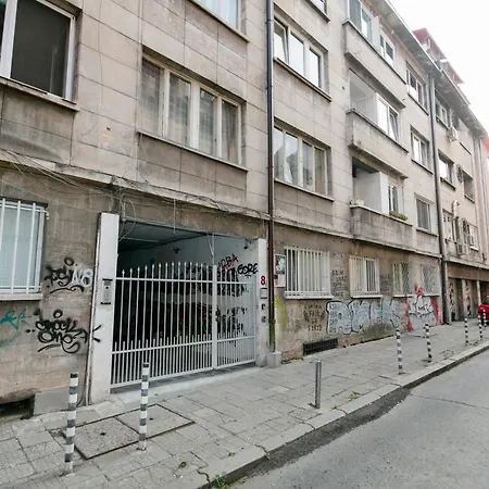 Helan One Top Center Apartment *